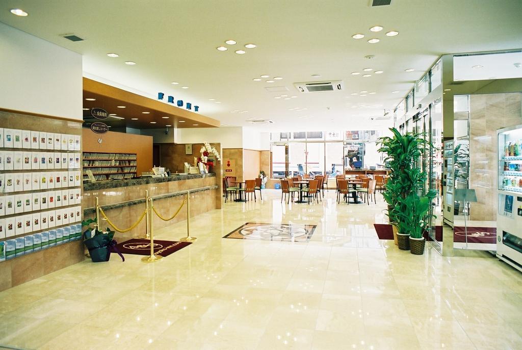 Toyoko Inn Kumamoto Shin-Shigai Экстерьер фото